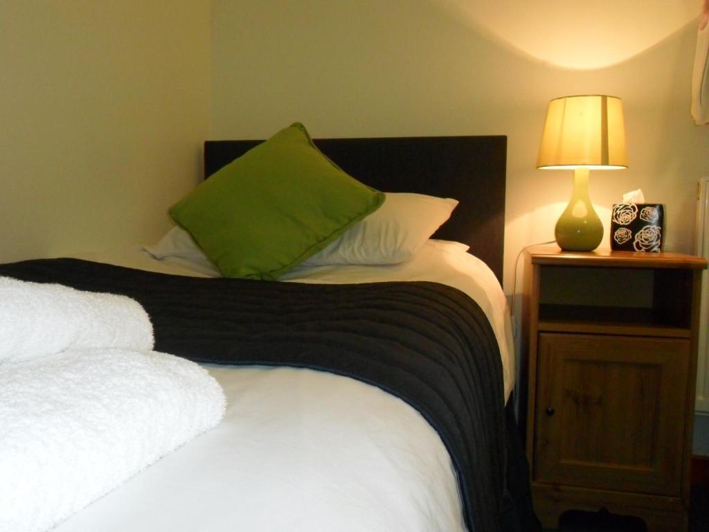 Hotel Stag Coach House Carmel Habitación foto
